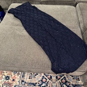 Connected Apparel Elegant Navy Lace sparkling Gown